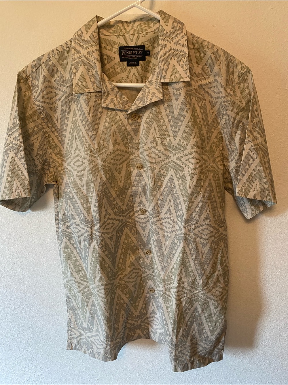 Pendleton Men's Short-Sleeve Aloha Cotton Camp Shirt Men’s Medium
